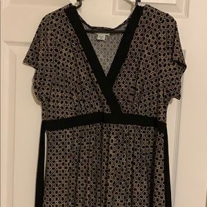 Motherhood Maternity dress black and beige XL